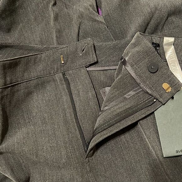 NWT size 22T Avenue grey slacks with zippered front pockets - Picture 9 of 12